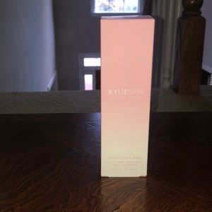 Kylie Skin foaming face wash